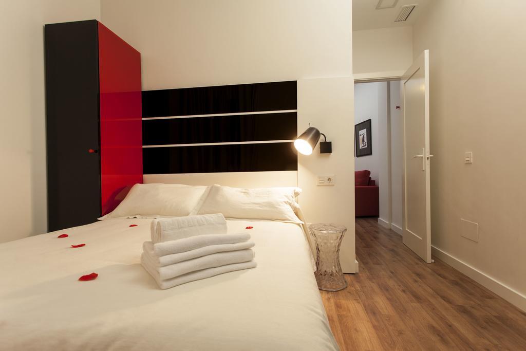 Picasso Suites Malaga Phòng bức ảnh