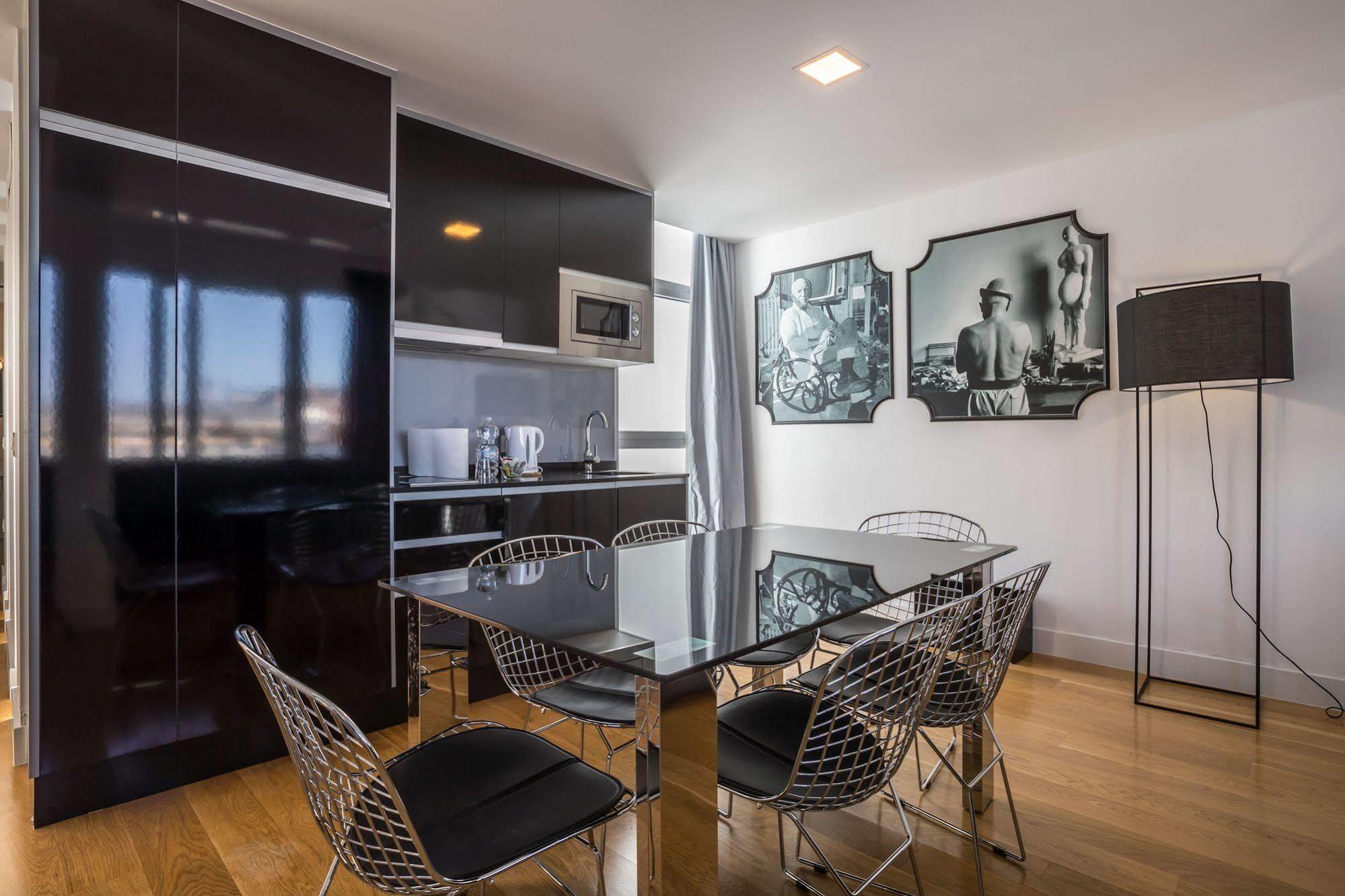 Picasso Suites Malaga Ngoại thất bức ảnh
