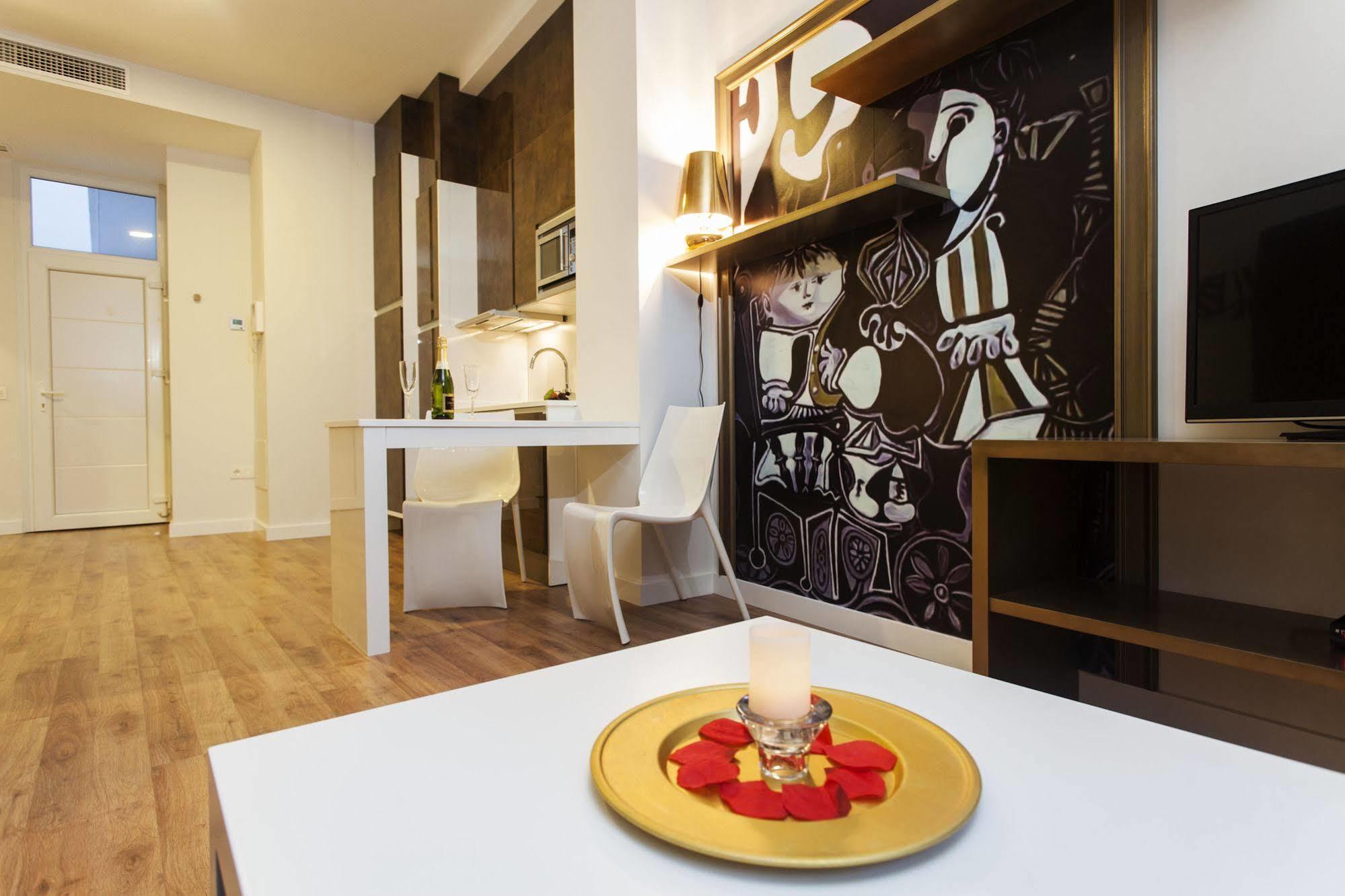 Picasso Suites Malaga Ngoại thất bức ảnh