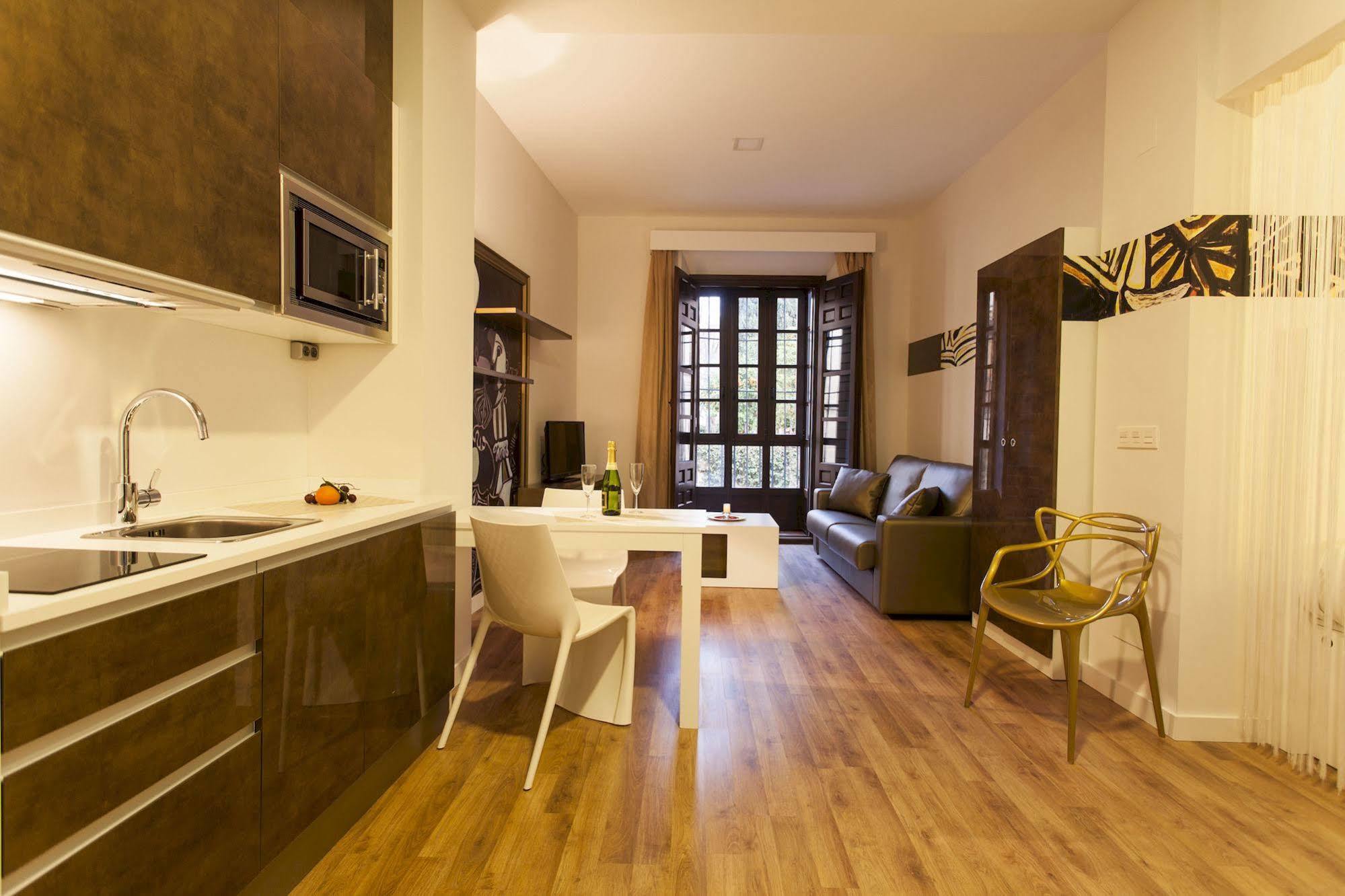 Picasso Suites Malaga Ngoại thất bức ảnh